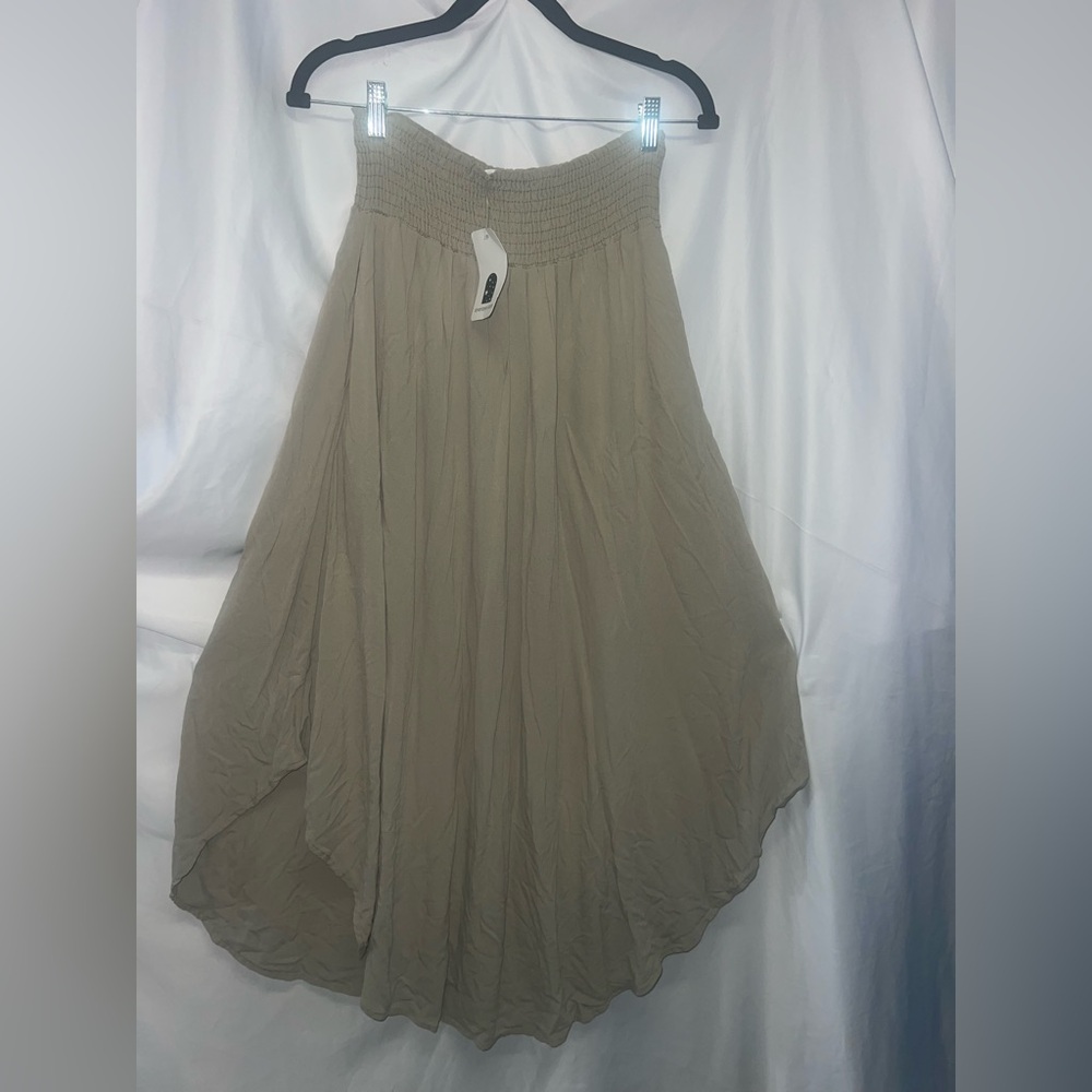 Seventeen stars sage, green, midi skirt medium NWT